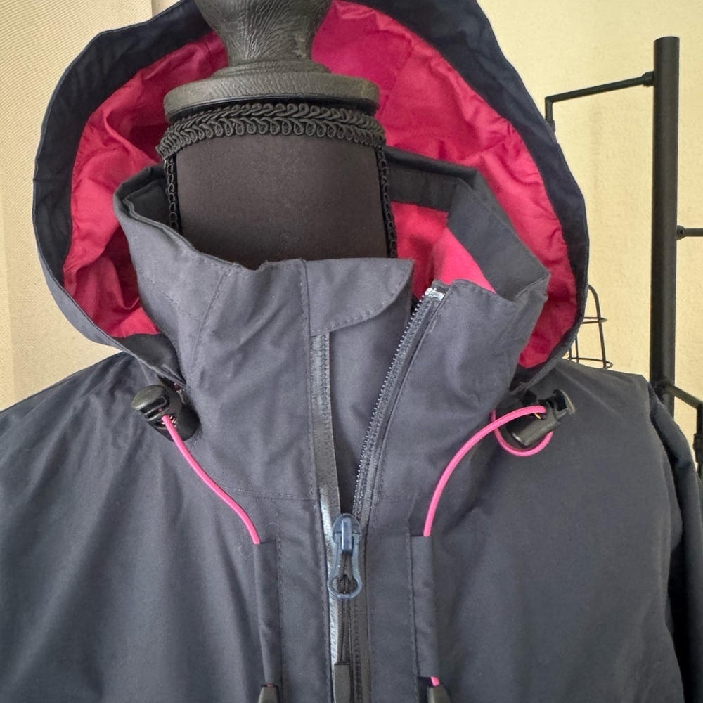 West Marine Demlara Waterproof Windproof Sailing Jacket Women’s Hooded Rain Coat - Picture 8 of 10